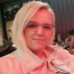 Nina Stender-Hillert - Facebook