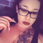 Nina Wallace - @lovely.toffie.18.03 - Instagram