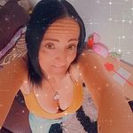 Nina Warren - @nina.warren.560 - Instagram
