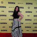 Nina Wild - Facebook