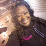 Nique Johnson - @lipglossndpistols - Instagram