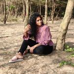 Niya Thomas - @niya_thomz - Instagram