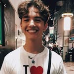 Whit love Lara💌 - @noah._.everthing - Instagram