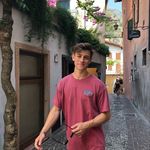 Noah Friend - @noahfriend_ - Instagram