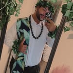 Noah Guinn - @tropical.chocolate - Instagram