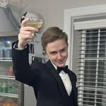 Noah Hart - @noahihart - Instagram