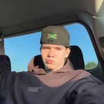 Noah Hébert - @noahhebertttt - Instagram
