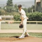 Noah Howell - @noahhowell.32 - Instagram