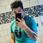Noah Schroeder - @spicedpmpkn - Instagram
