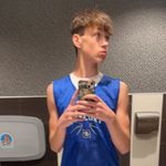 Noah Schroeder - @noah._.hoops - Instagram