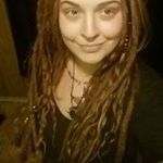 Noel Crane - @scarlet2323 - Instagram