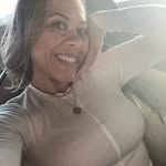 Noel Holmes - @noelellell - Instagram