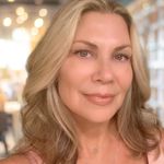 Noelle Harris - @mortgagerocker - Instagram