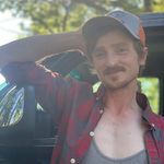 Noel Weeks - @farmboinoel - Instagram