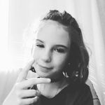 Nora ballard - @nora_first_child - Instagram