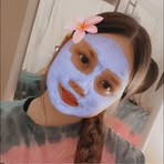 Nora Bell - Facebook