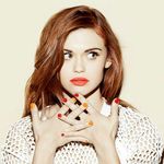 Nora Drew - @norabooks_fangirl - Instagram