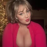 Nora Gillespie - @noragillespie227 - Instagram