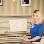Nora Marlow - Facebook