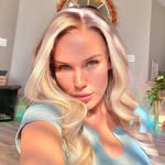 Nora Sofia Nieves - @akingbadeoluwadamil - Instagram