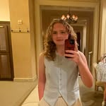 Nora Nolan - @nononora123 - Instagram