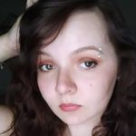 Nora Powell - @nn0nie - Instagram