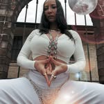 Nora Walker - @priestess_nora_111 - Instagram