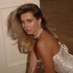 𝐀𝐋𝐘𝐎𝐍𝐀 𝐍𝐎𝐑𝐌𝐀𝐍 / Marketing & Mindset couch - @alyonanorman - Instagram
