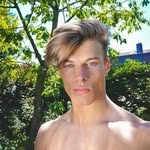 @nor_manhawks - Instagram