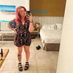 Tilly Norman Moss - @thelilplum - Instagram
