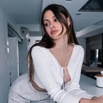 Nova Rose - Facebook