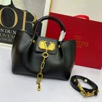 @nova_royalbags - Instagram