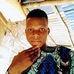 Lee Père Naira - Facebook