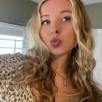 𝖭𝗒𝖺 𝖢𝗁𝗂𝗍𝗍𝗒 𝖳𝖺𝗒𝗅𝗈𝗋 - @nya._.sky - Instagram