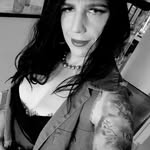Nyssa Mitchell - @weirdandunusual - Instagram