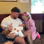 Oakley Lyons - Facebook