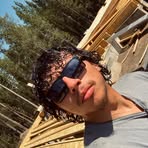 Oakley Vincent - Facebook