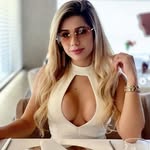 Olga Pierce - @olgapierce974 - Instagram