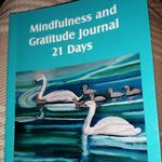 Olive Mills Keaveney - @mindfullness_gratitude - Instagram