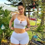 Olive Smart - @olivesmart86 - Instagram