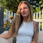 Olivia Wells - @olivewells - Instagram