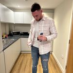 Oliver Amos - @oliveramos__ - Instagram