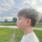 Oliver Anton - Facebook
