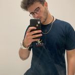 Oliver Strong - Facebook