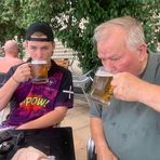 Oliver Yates - Facebook
