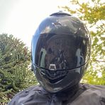 Oliver Yates - Facebook