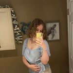 Olivia Abbott - @flowerpetals15 - Instagram