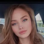 Adriana Olivia - Facebook
