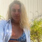 Olivia Cseh - @oliviacseh - Instagram