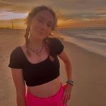olivia - @olivia._.deluca - Instagram